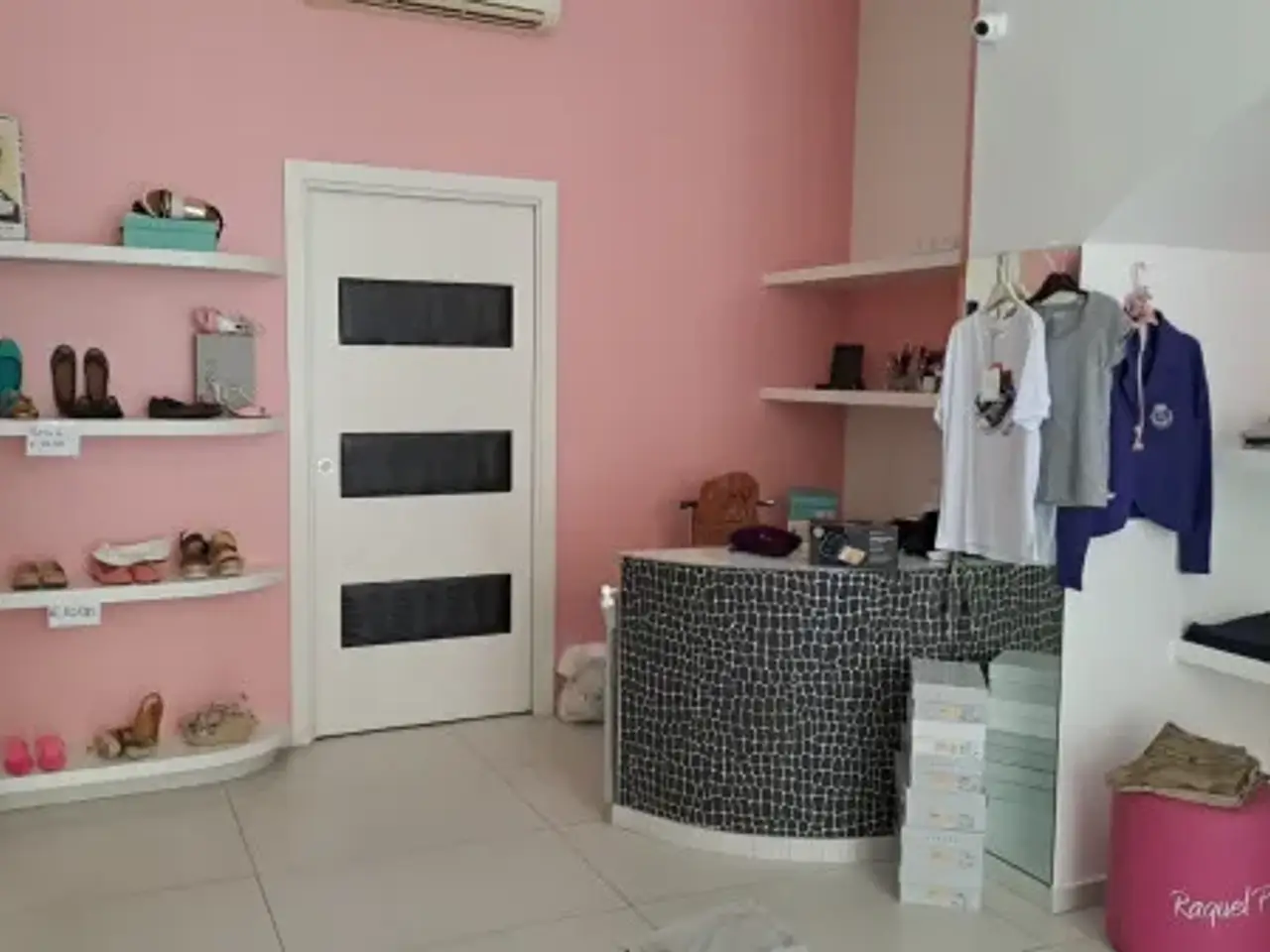 Negozio in Via Armando Diaz 18, Alcamo, {3} - Foto 1