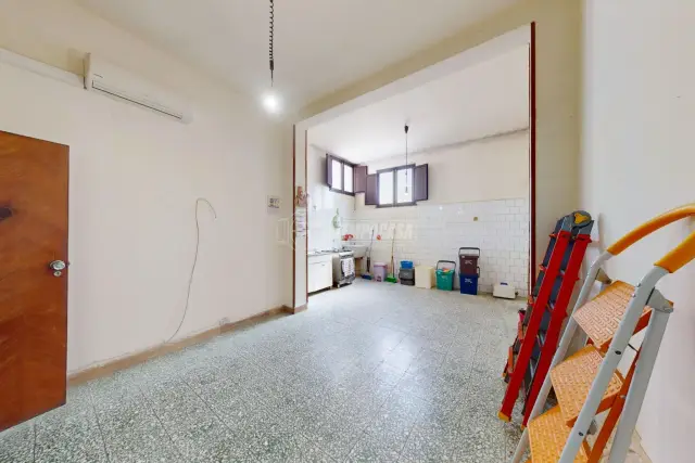 3-room flat in Via Veneto 5, Lecce - Photo 1