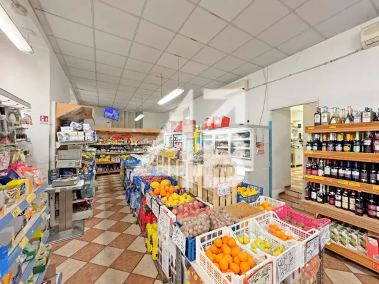 Minimarket in Via Donato Bramante 6, Trieste, {3} - Foto 2