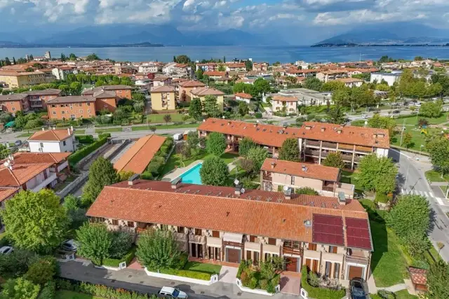 Villa a schiera in Via Venezia 68, Desenzano del Garda - Foto 1