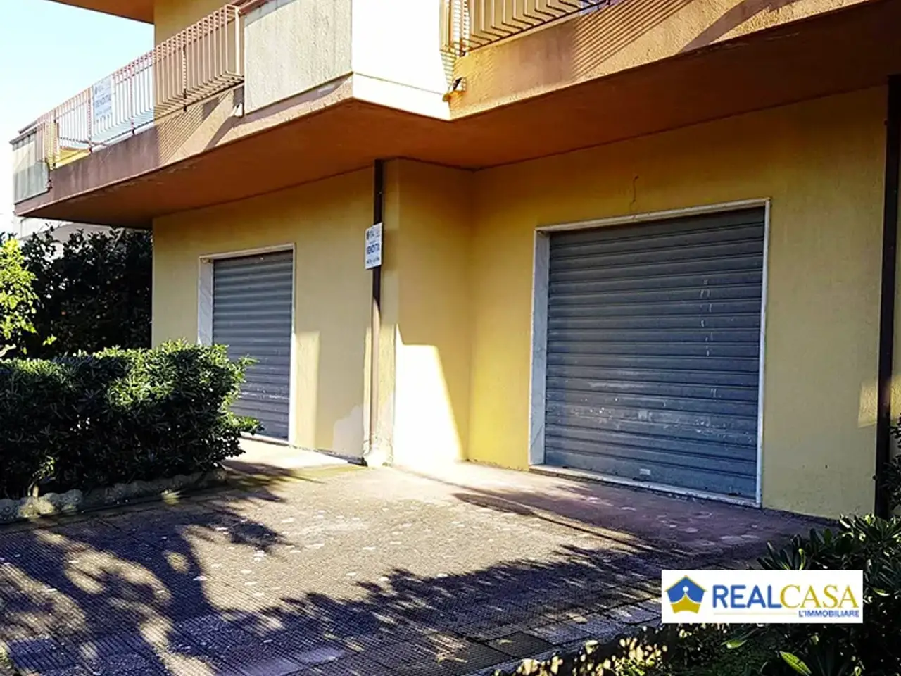 Parcheggio chiuso in Montepaone                          , Montepaone, {3} - Foto 1