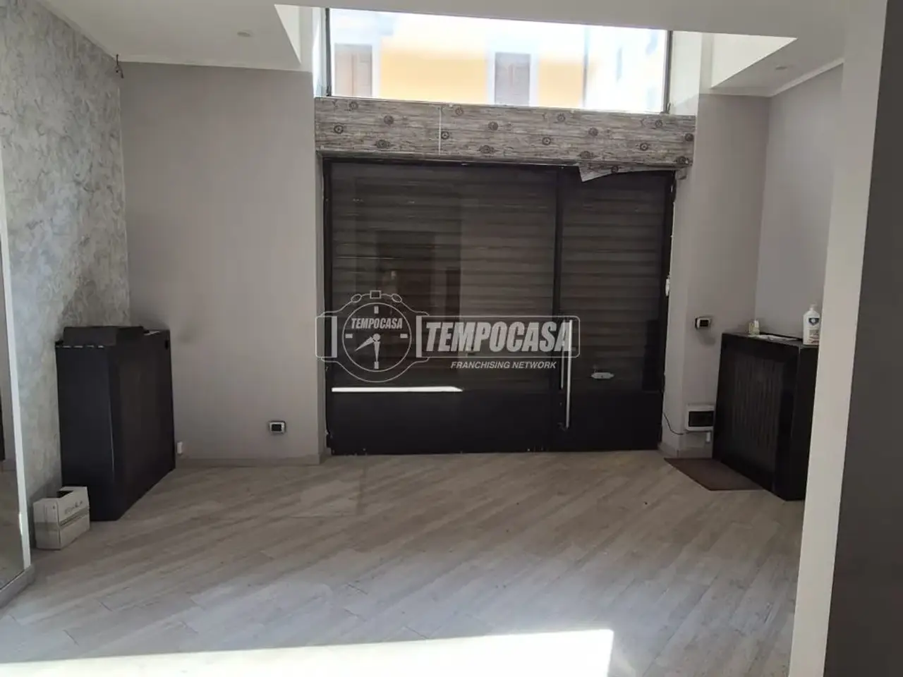 Negozio in Via Concordia 2, Busto Arsizio, {3} - Foto 2