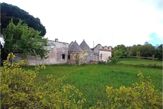 Country house or cottage, Martina Franca - Photo 1