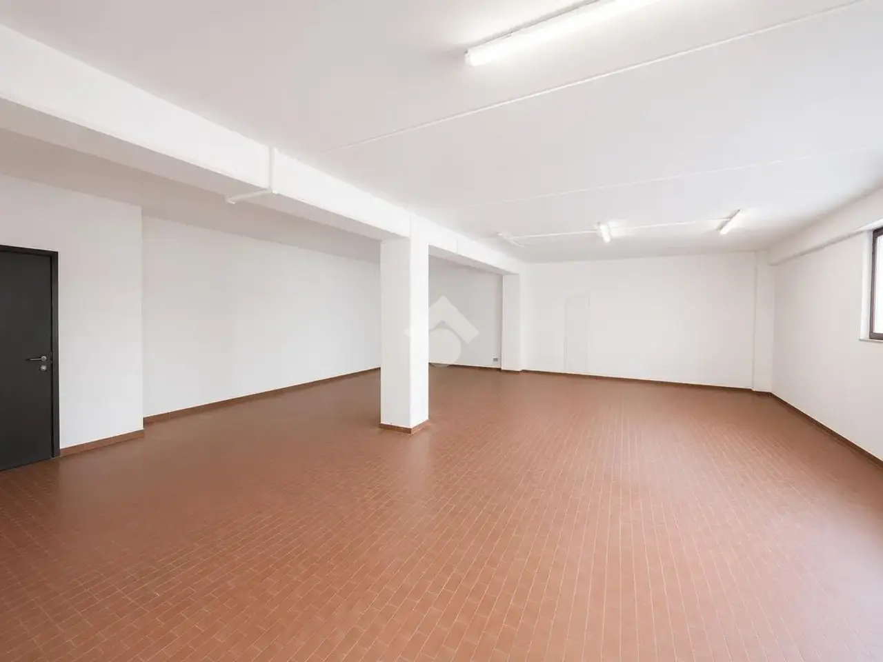 Negozio in Via Roma 11, San Vendemiano, {3} - Foto 2