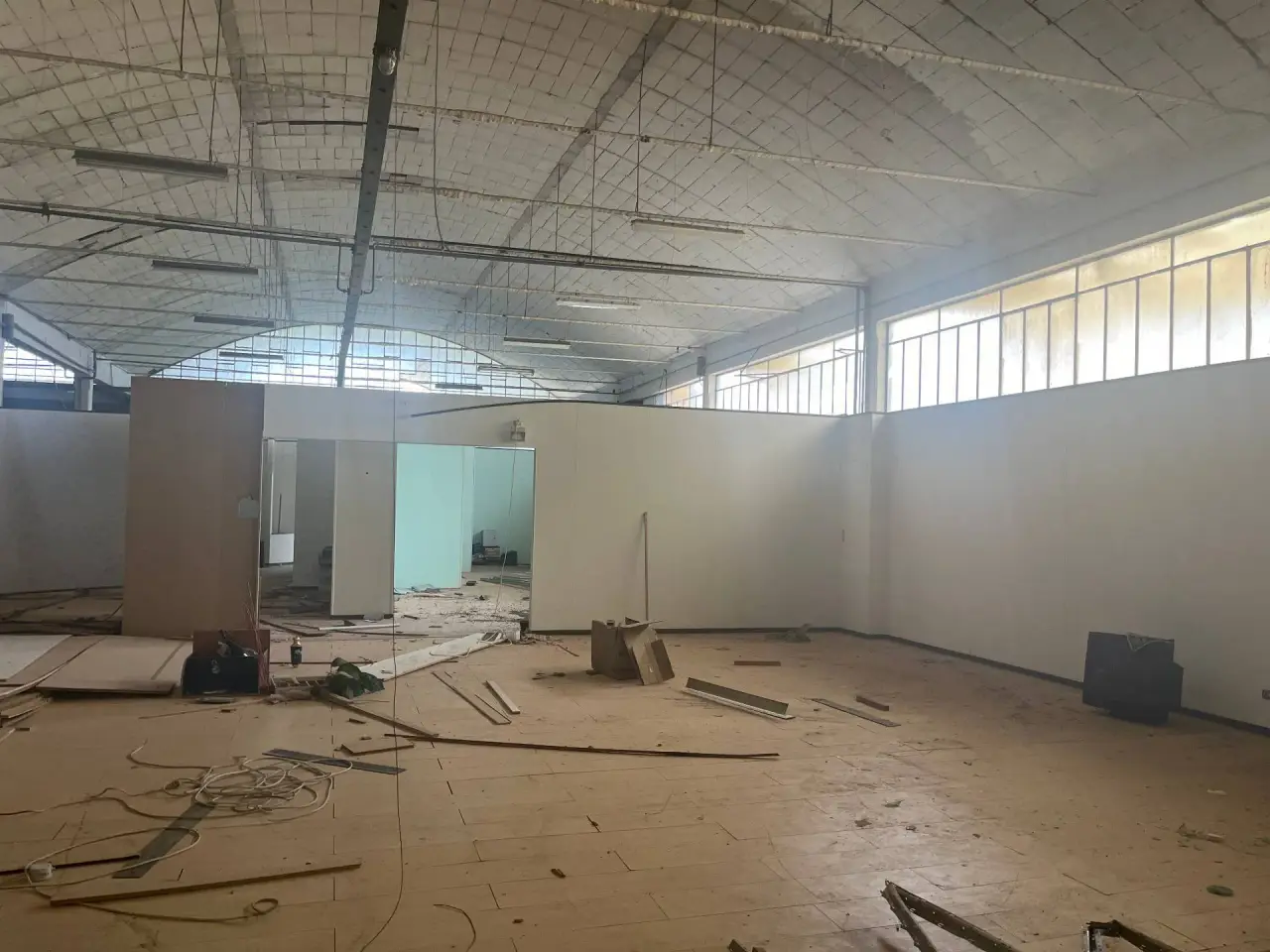 Esercizio commerciale in Via Volterrana 25, Terricciola, {3} - Foto 1