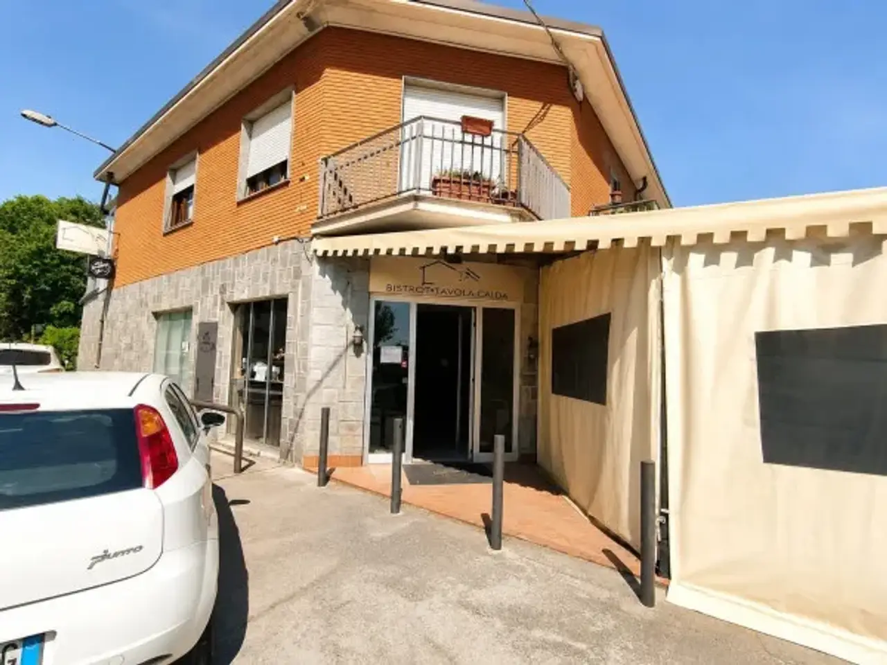 Negozio in Frazione Revignano 10, Asti, {3} - Foto 1