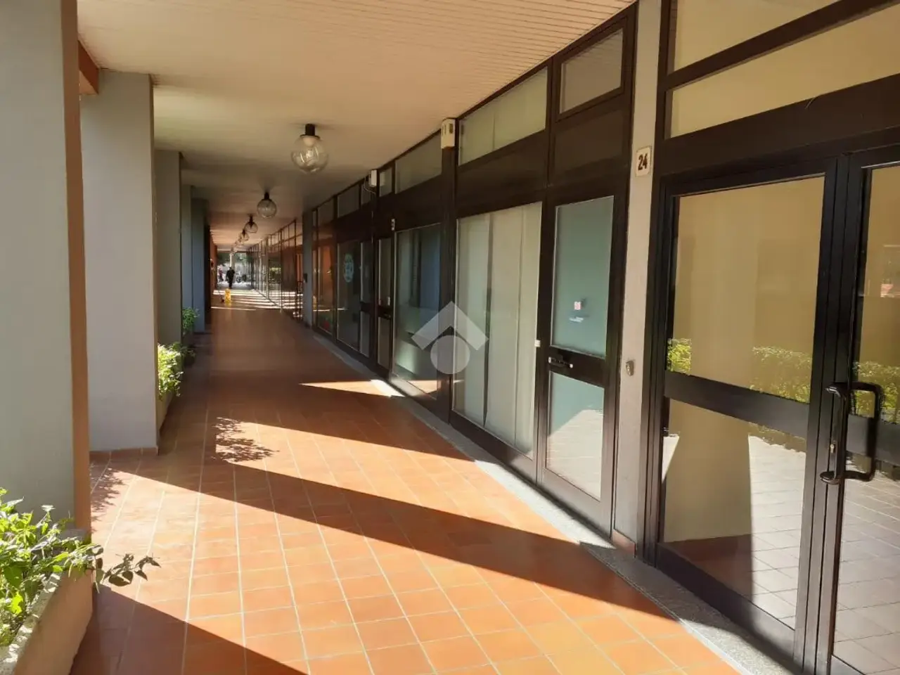 Negozio in Via Giuseppe Pogliani 24, Paderno Dugnano, {3} - Foto 2