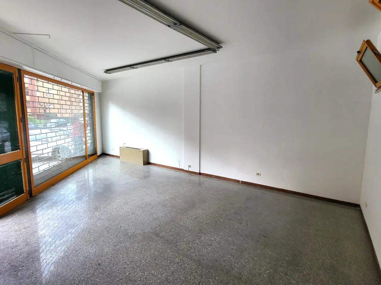 Palazzina commerciale in , Senigallia, {3} - Foto 1