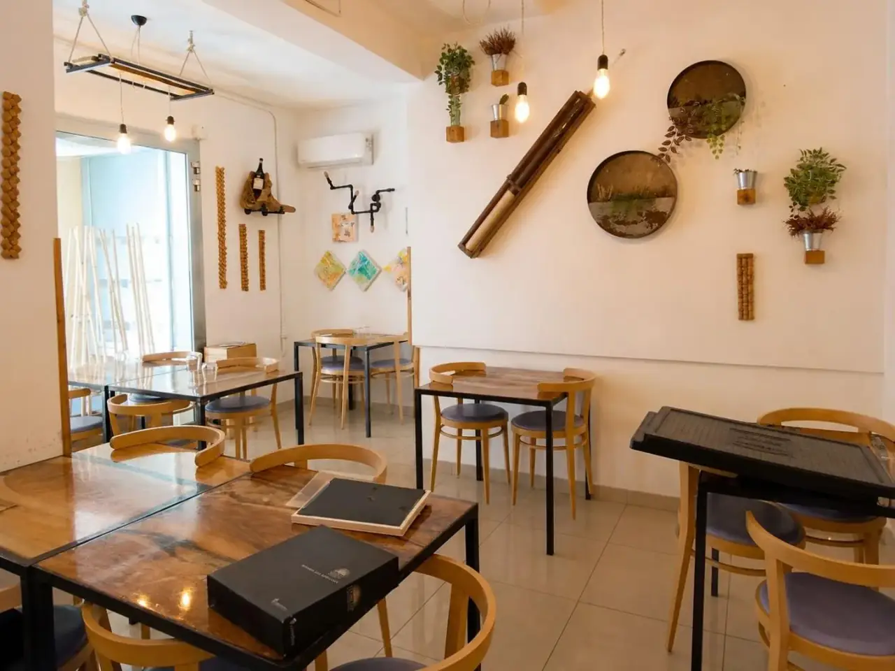 Ristorante in Le della Libertà 201, Lecce, {3} - Foto 1