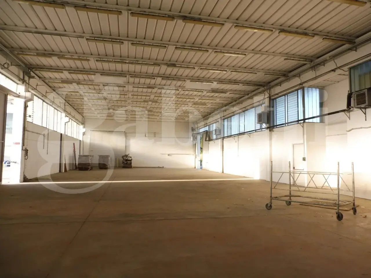 Capannone in , Schiavon, {3} - Foto 1