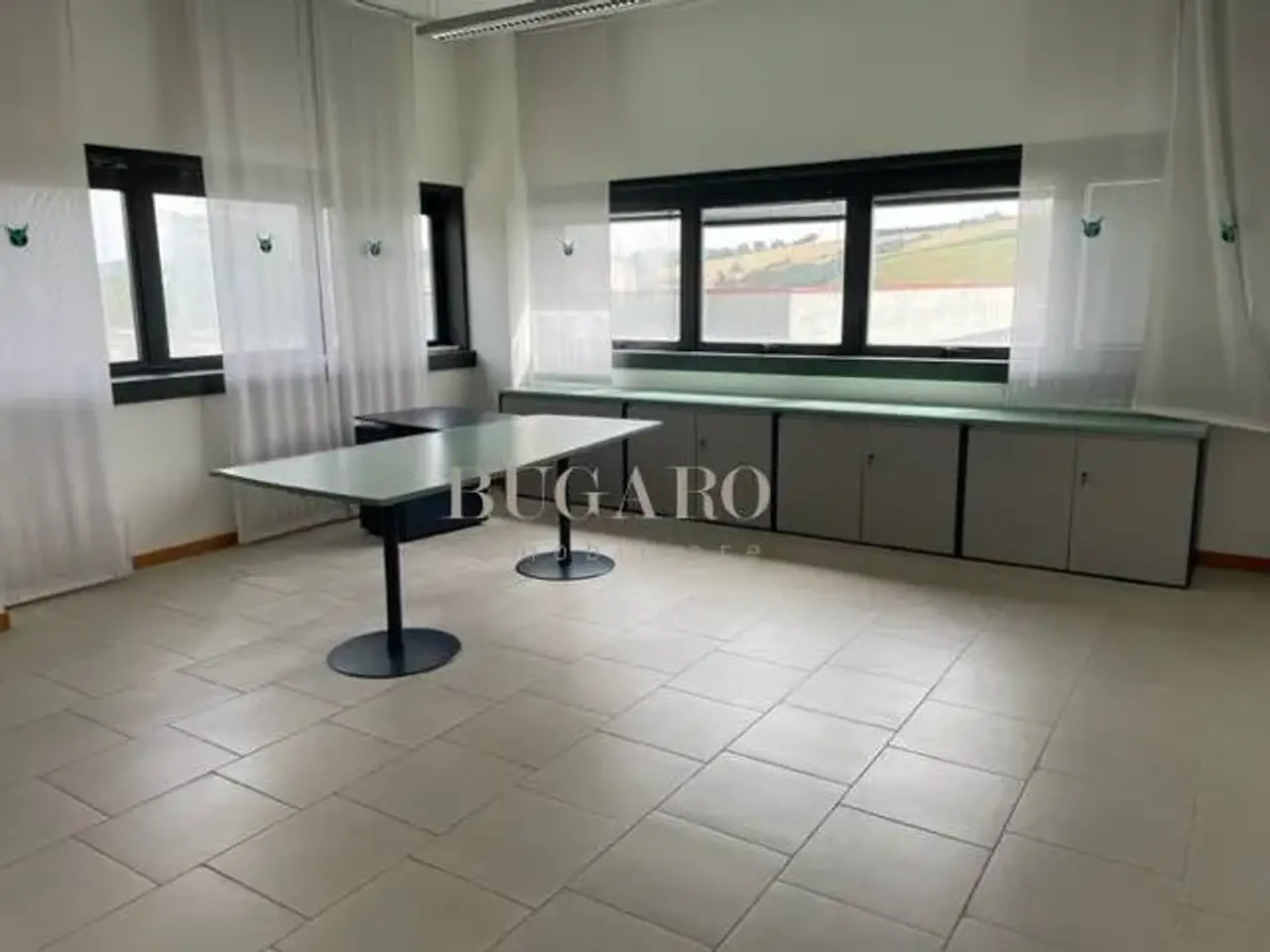 Ufficio in , Ancona, {3} - Foto 1