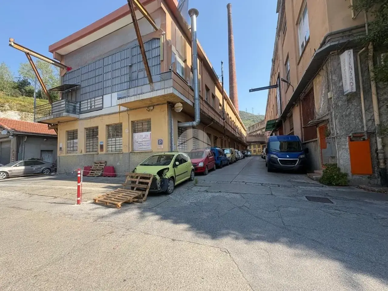 Capannone in Via Borzoli, Genova, {3} - Foto 2