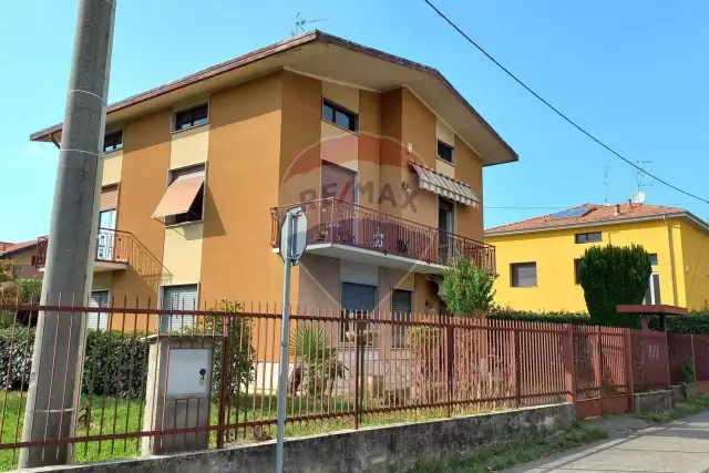 Villa in Via dal Gabino 20, Cardano al Campo - Foto 1