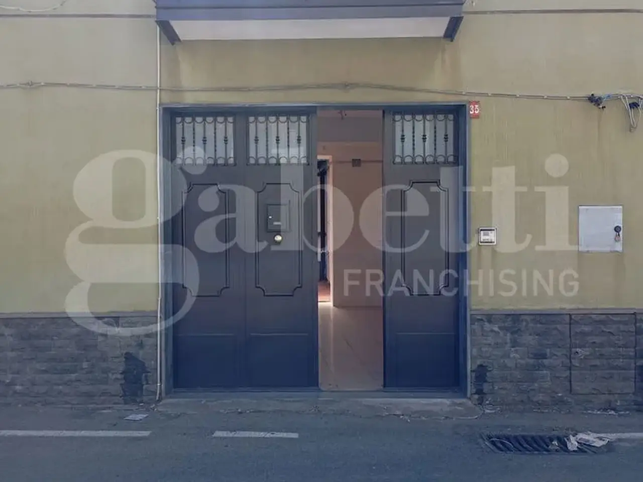 Magazzino in Via Roma 35, Viagrande, {3} - Foto 2