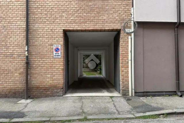 insertion image