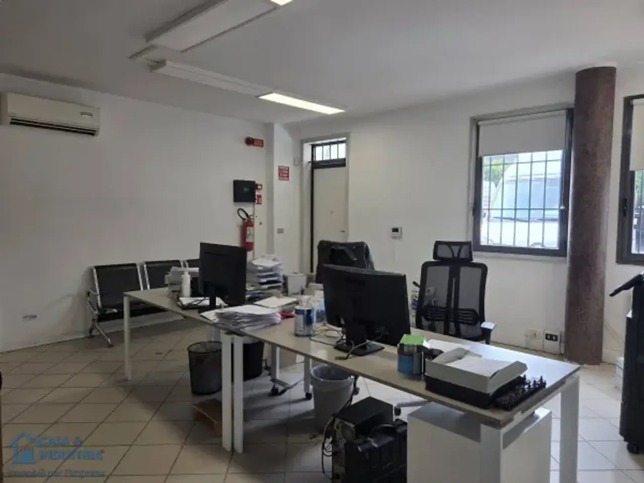 Capannone in Via del Lavoro, Busnago, {3} - Foto 2