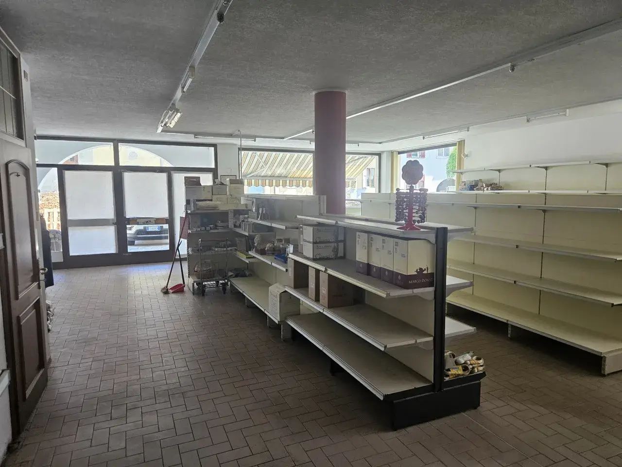 Negozio in Via Brescia, N.61, Dimaro Folgarida, {3} - Foto 2