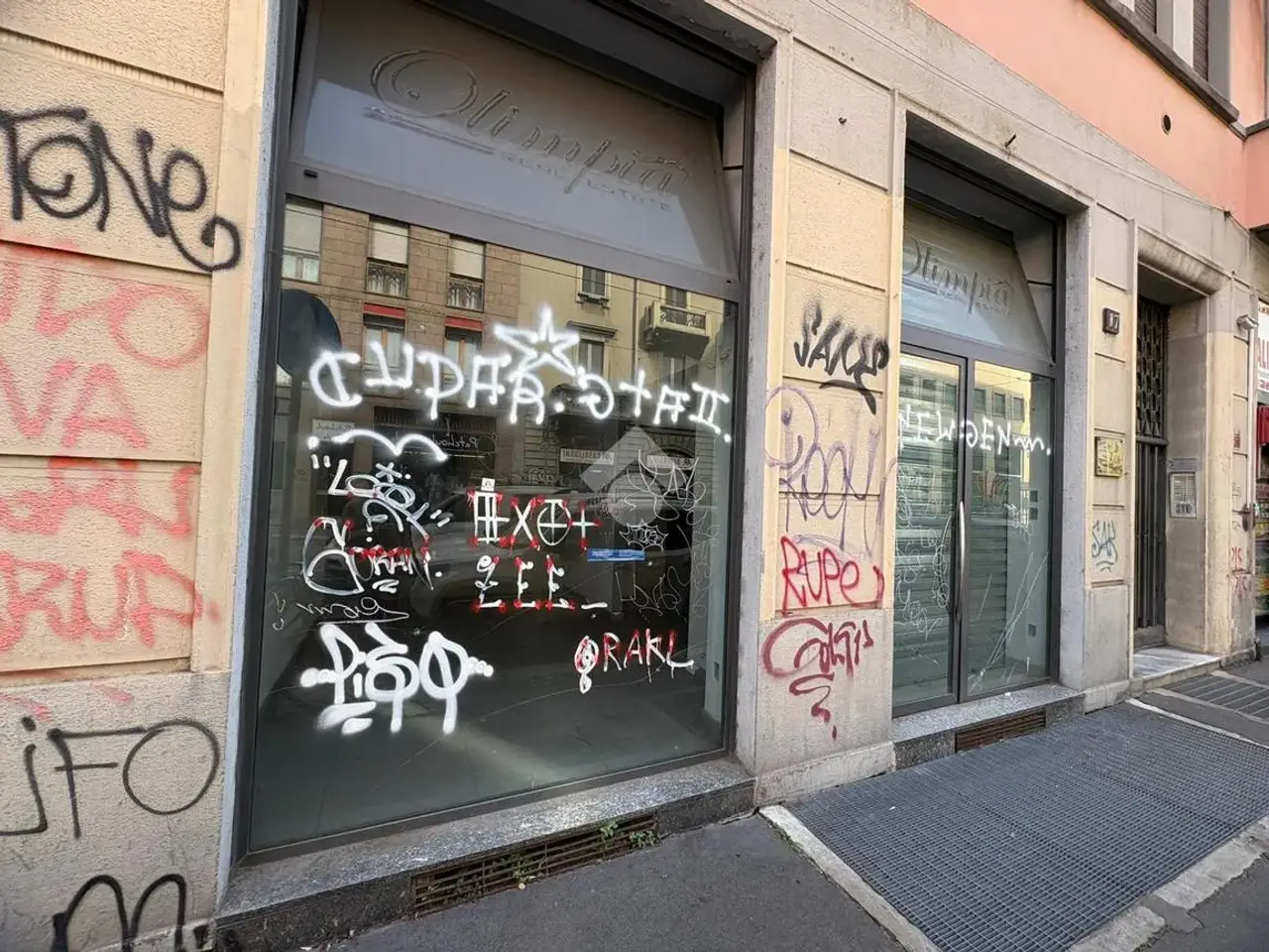 Negozio in Via Giuseppe Meda, Milano, {3} - Foto 1