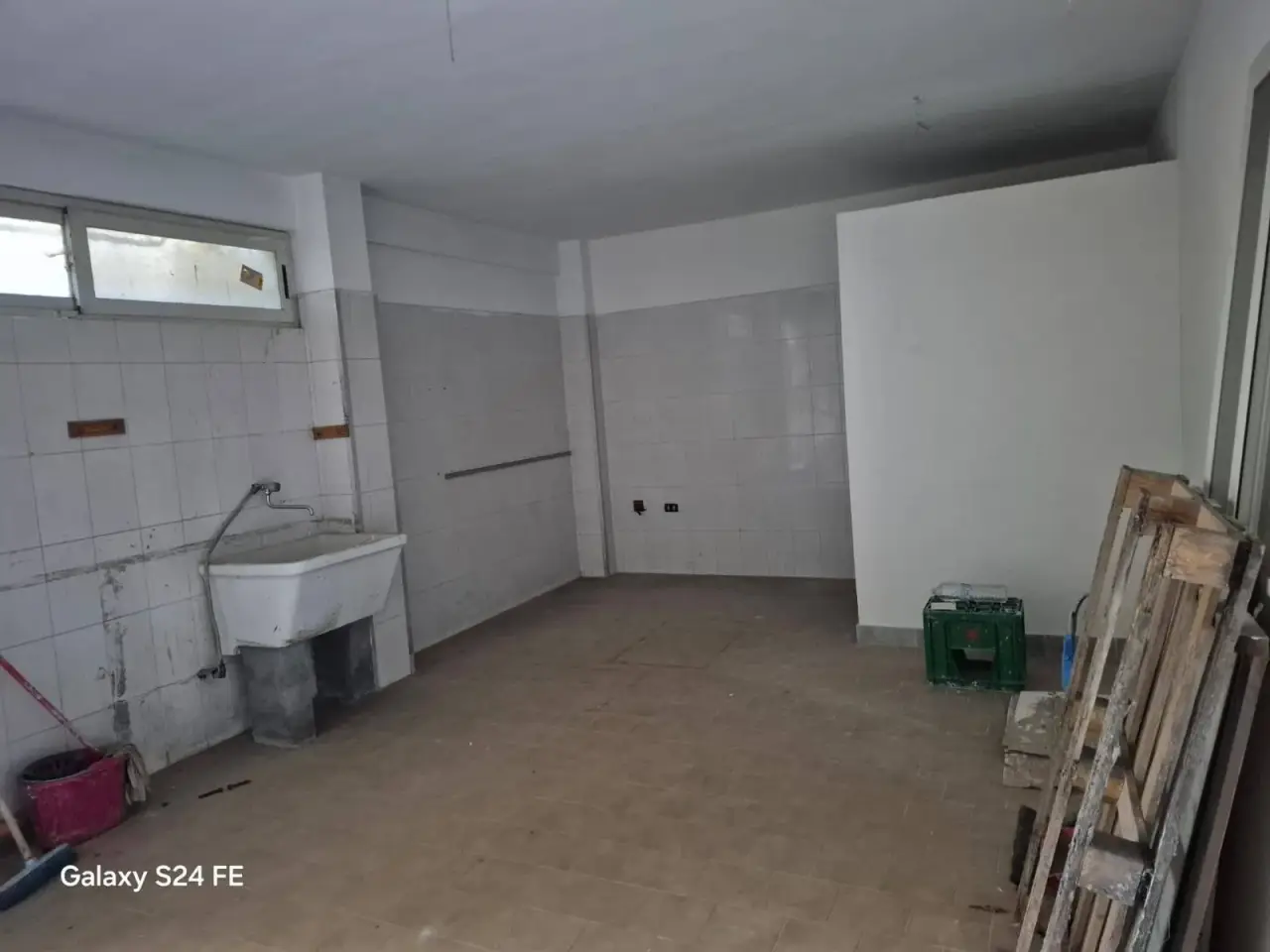 Magazzino in , Quartu Sant'Elena, {3} - Foto 2
