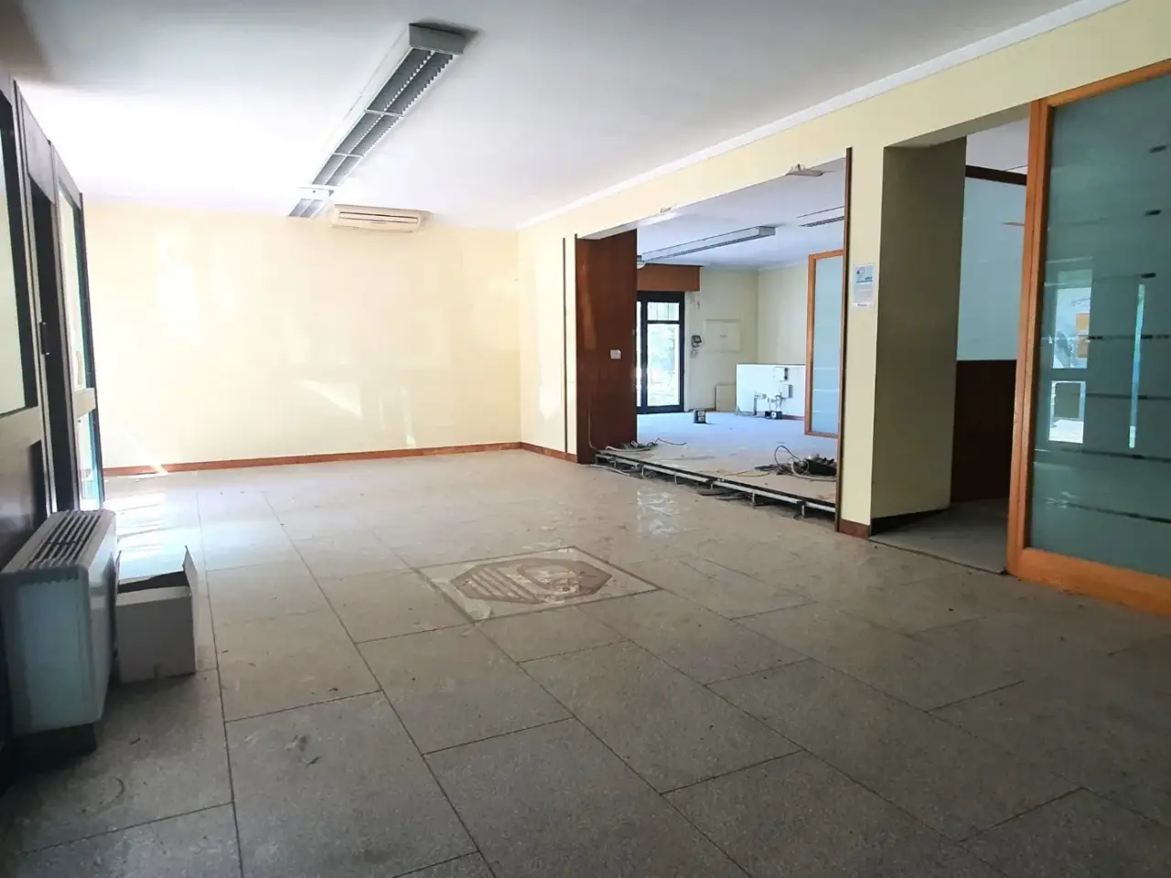 Negozio in Viale della Regione  23/a, Partinico, {3} - Foto 1