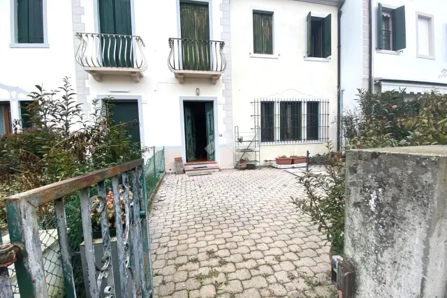 Terraced house in Via Massimo d'Azeglio 12, Treviso - Photo 1