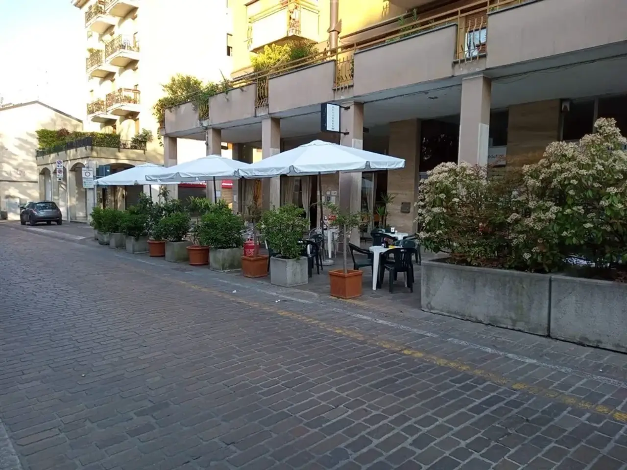 Bar - Tavola calda/fredda in Via Mazzini 51, Villasanta, {3} - Foto 1