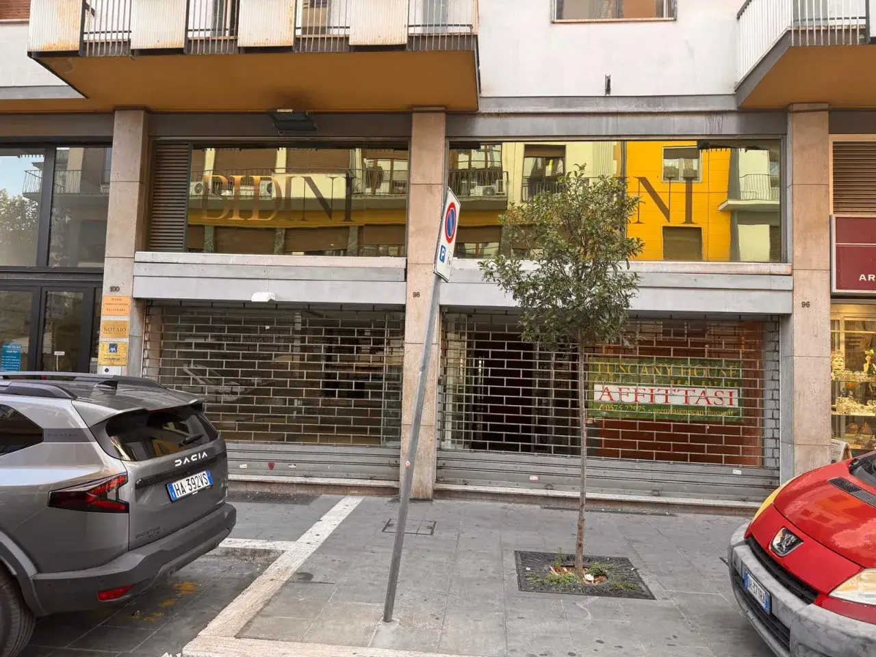 Palazzina commerciale in Via Guido Monaco, Arezzo, {3} - Foto 1