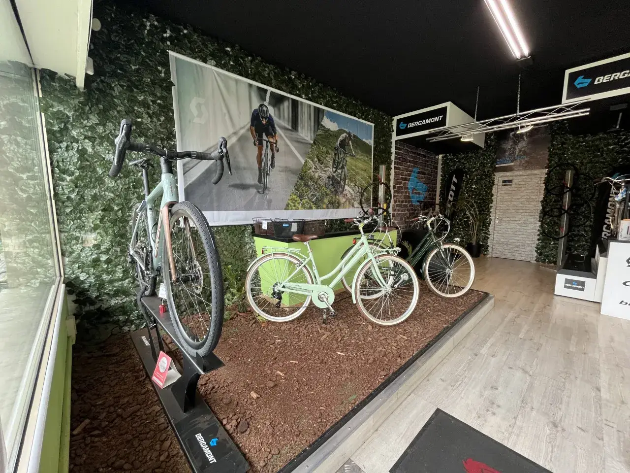Esercizio commerciale in Via Provinciale Nord 31, Pianiga, {3} - Foto 1