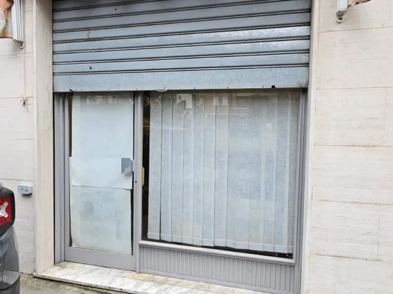 Esercizio commerciale in Via Papandrea 1, Forno Canavese, {3} - Foto 2