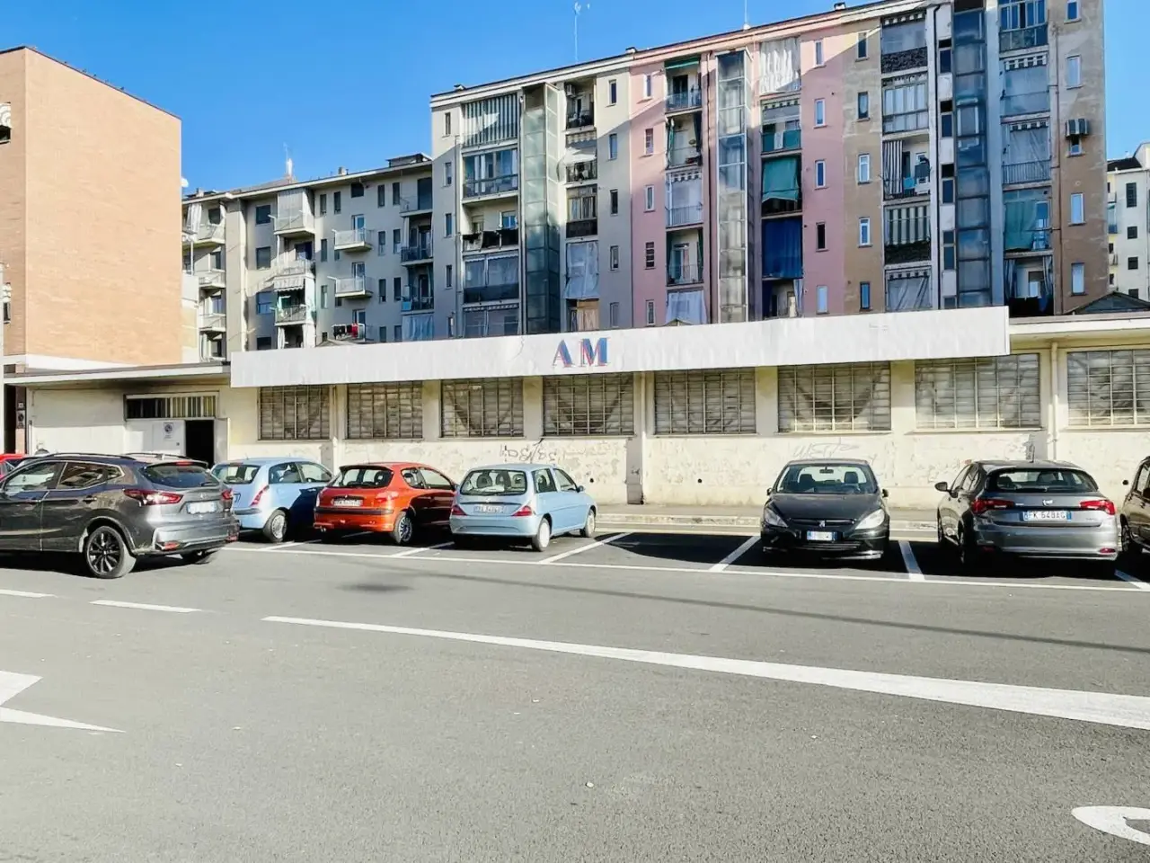 Negozio in Via Alfonso Badini Confalonieri 4, 10148, Torino, Torino, {3} - Foto 1