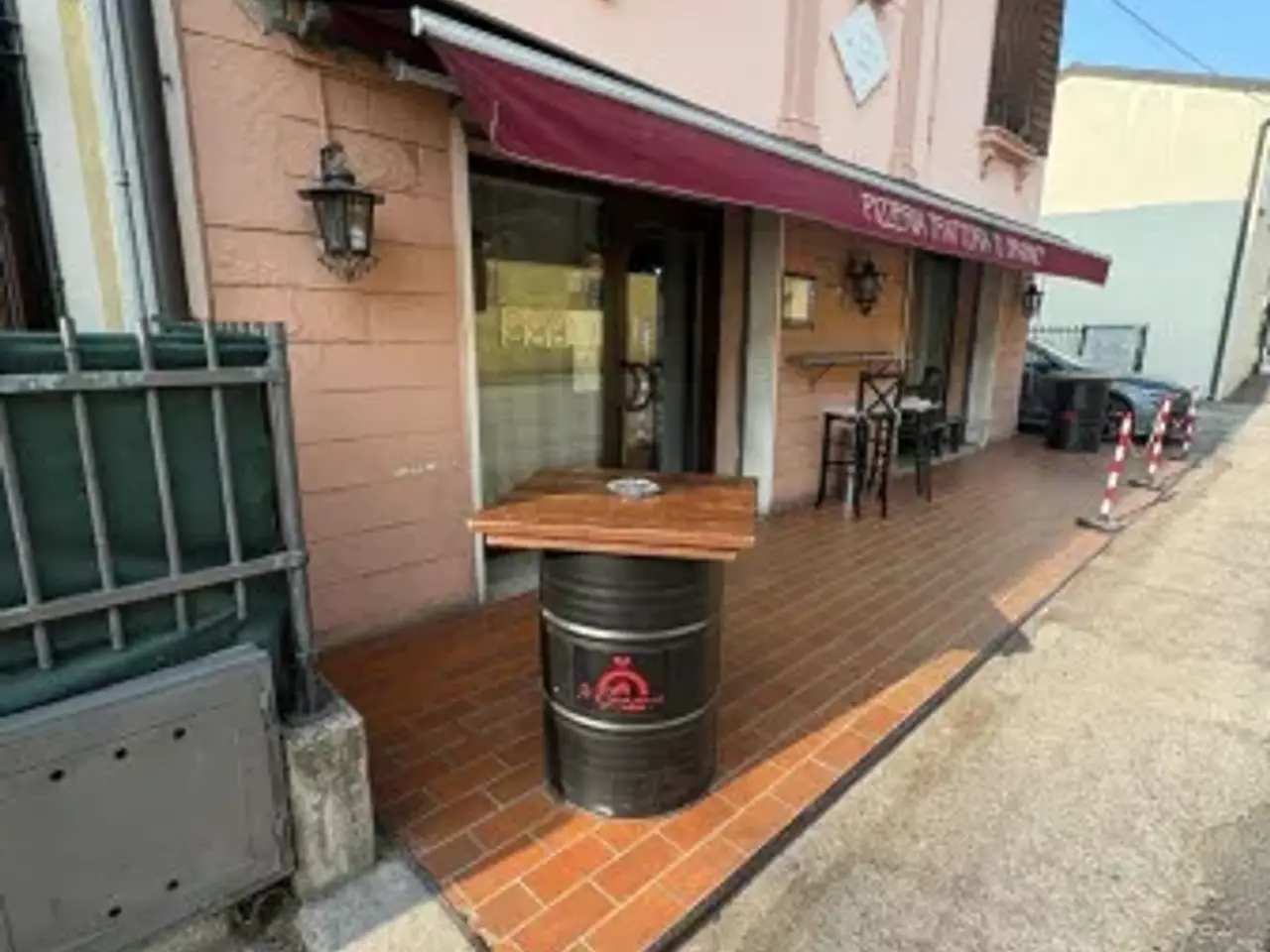 Pizzeria in , San Giovanni Lupatoto, {3} - Foto 2