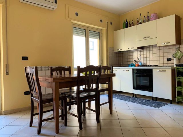 Dreizimmerwohnung in Vico I Viale Crotone, Catanzaro - Foto 1