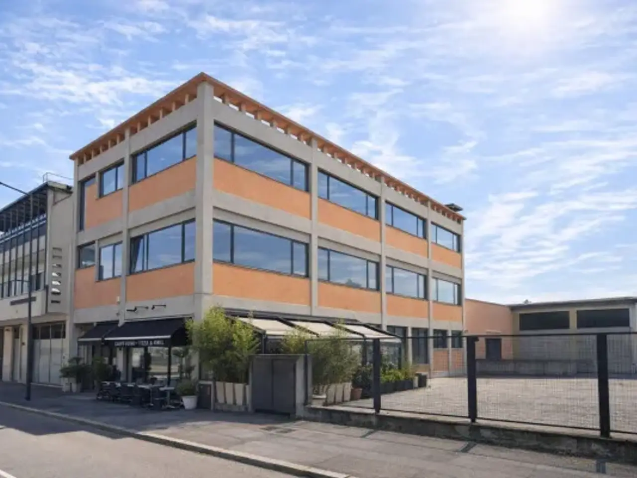 Ufficio in Via Gallarate 211, Milano, {3} - Foto 1