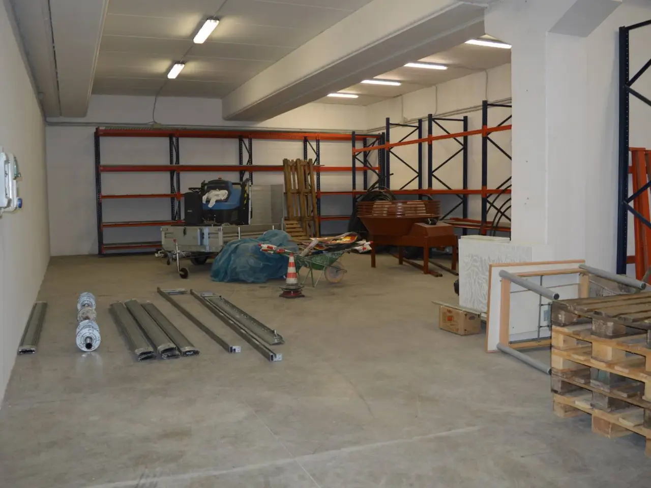 Negozio in Via Maggiona, Pomezia, {3} - Foto 2