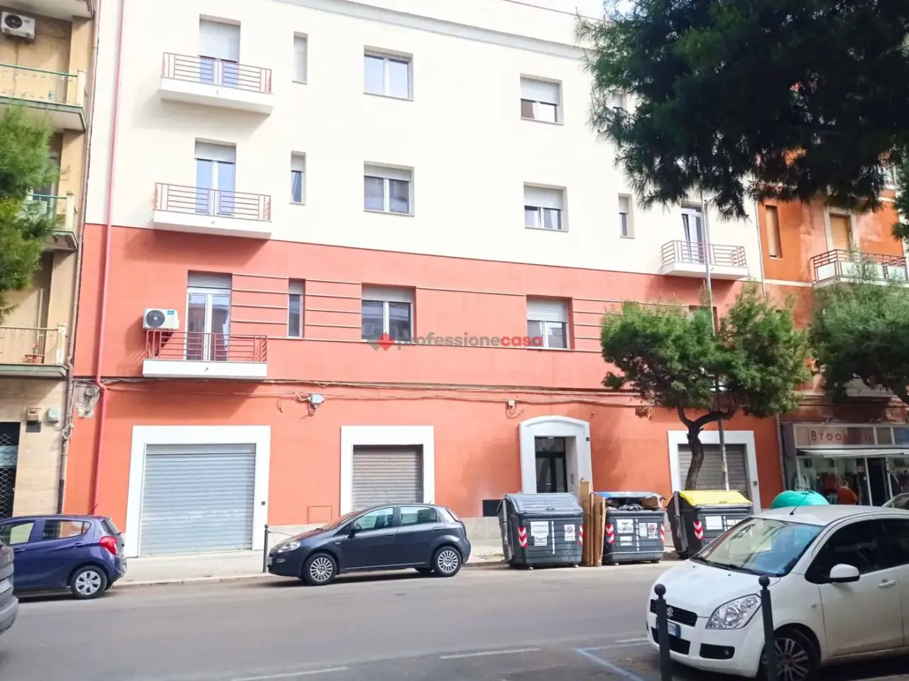 Negozio in Via Conte Appiano 30, Foggia, {3} - Foto 1