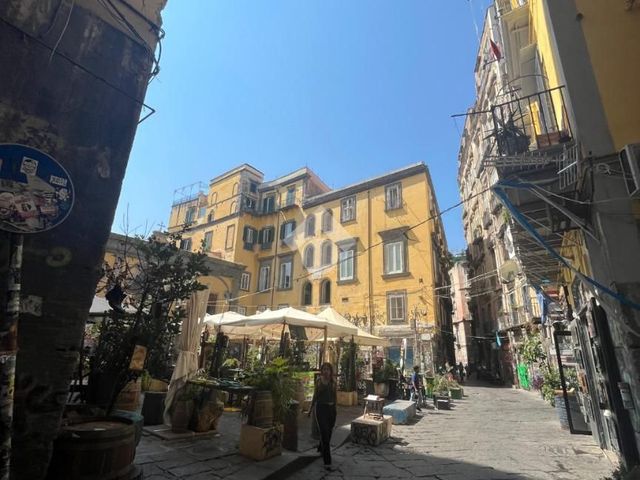 One-room flat in Via Francesco Saverio Gargiulo 9, Napoli - Photo 1