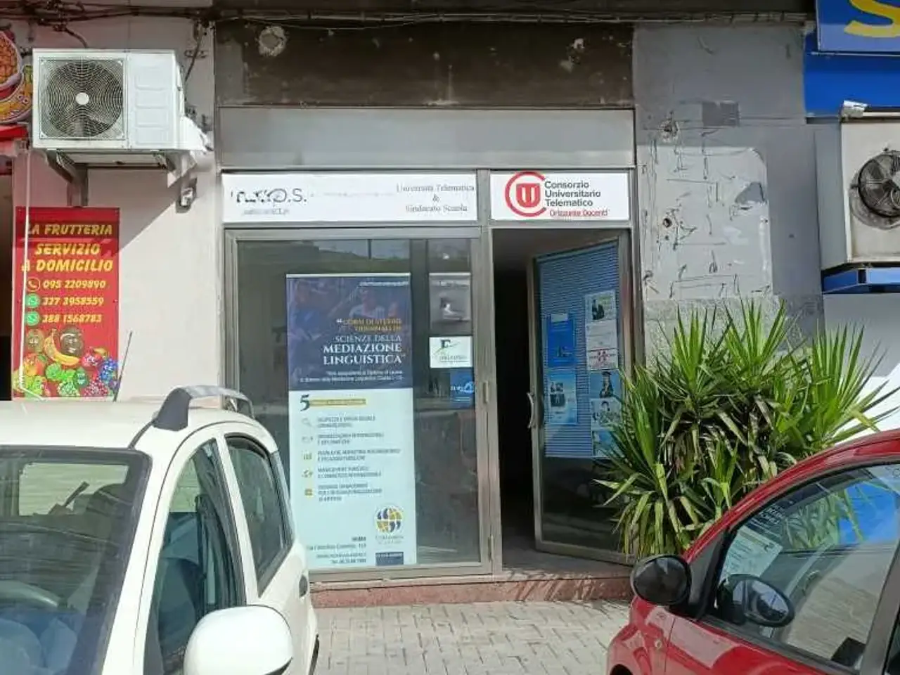 Locale commerciale in Piazza Duca di Camastra, Catania, {3} - Foto 1