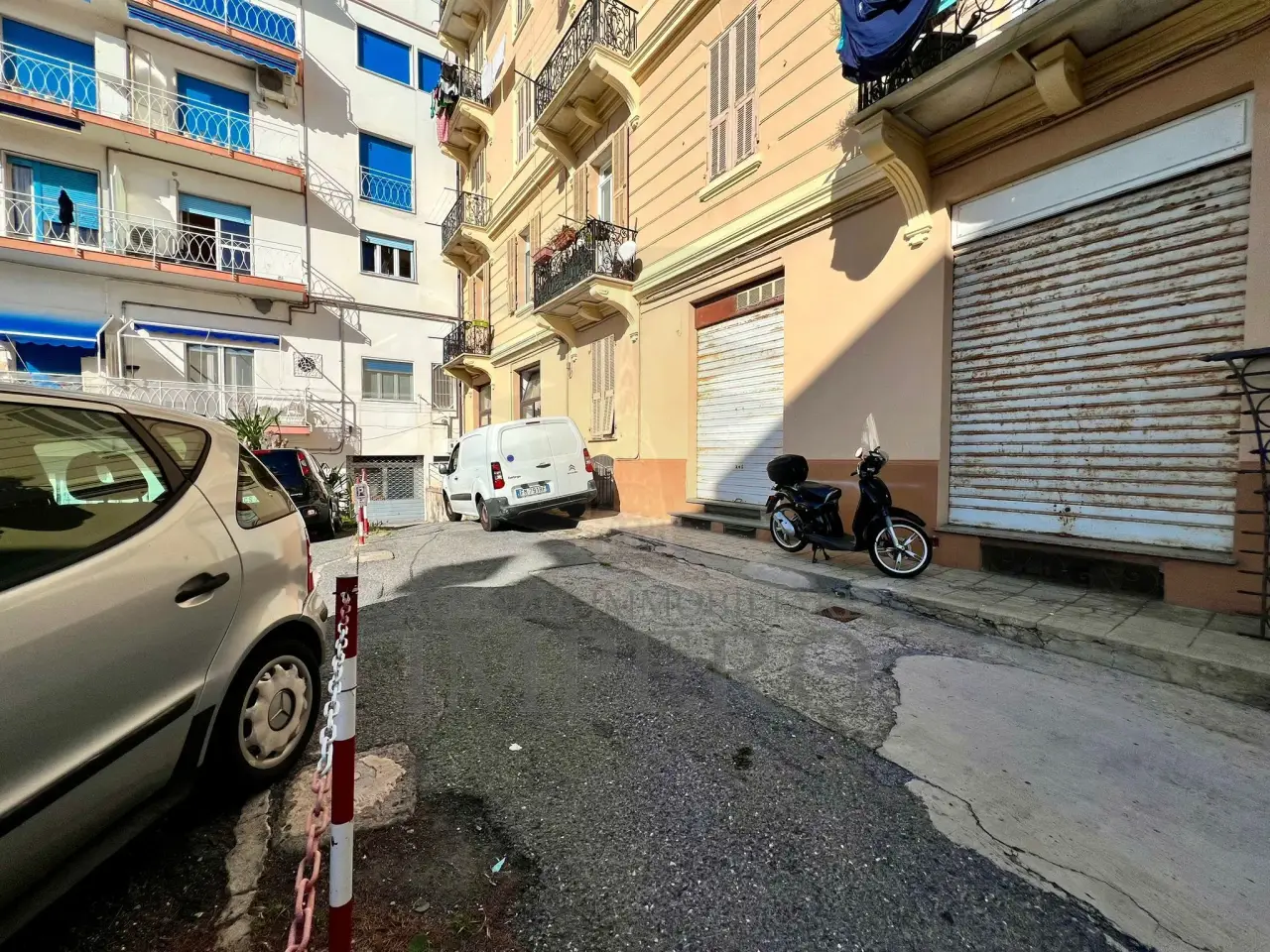 Magazzino in Via Jean Jonquiere 25, Ospedaletti, {3} - Foto 2