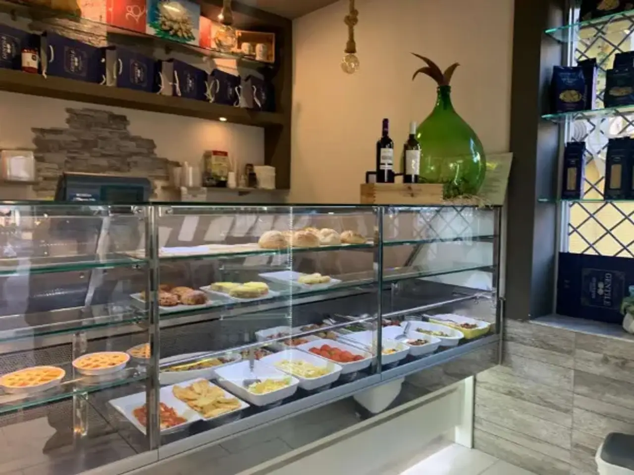 Alimentari in Via Felice Terracciano, Pomigliano D'Arco, {3} - Foto 1