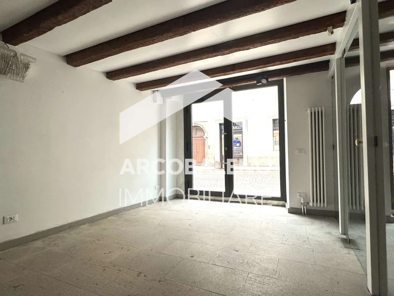 Negozio in Via Ss. Trinità 18, Trento, {3} - Foto 2