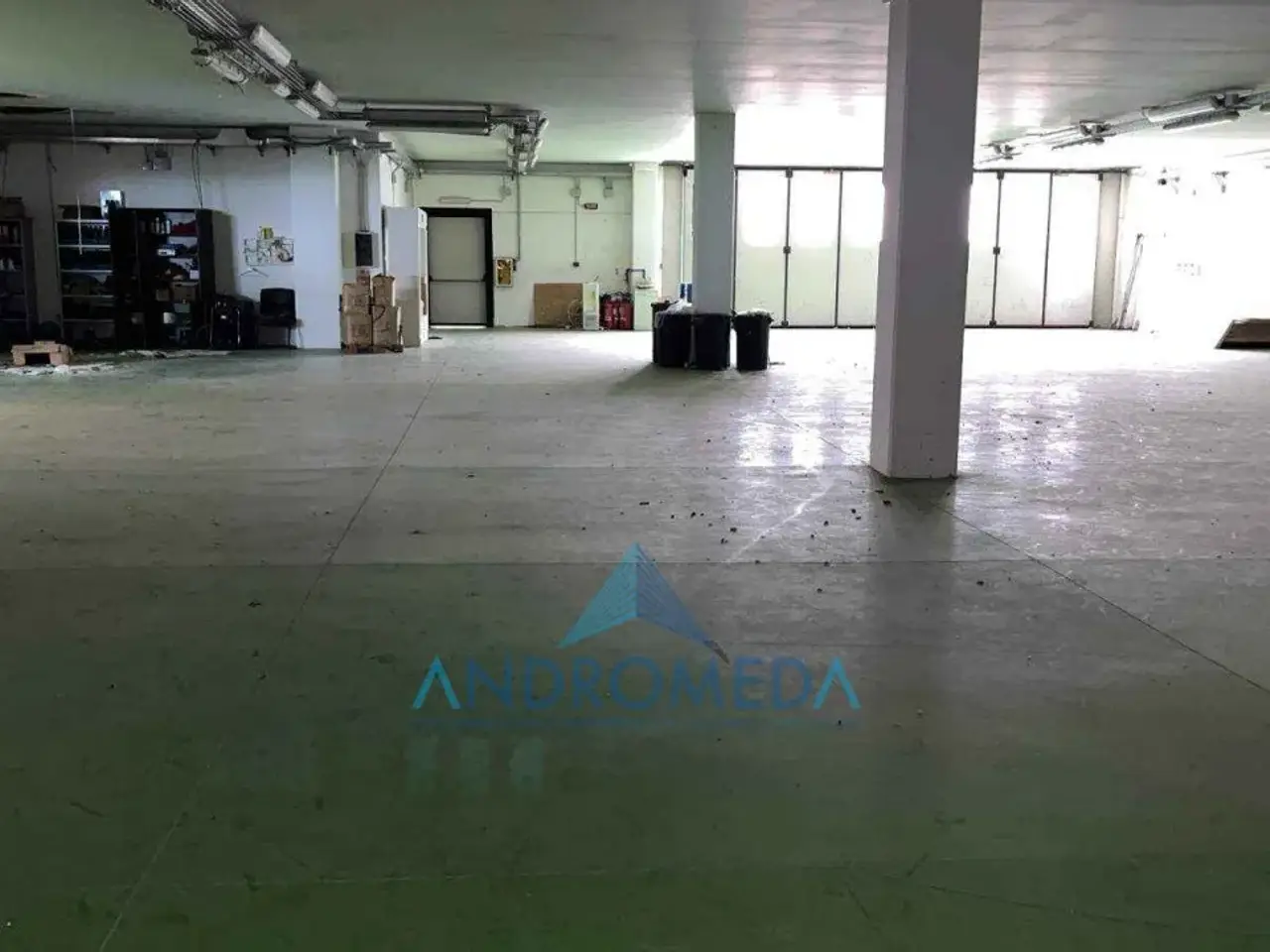 Palazzina commerciale in , Giove, {3} - Foto 2