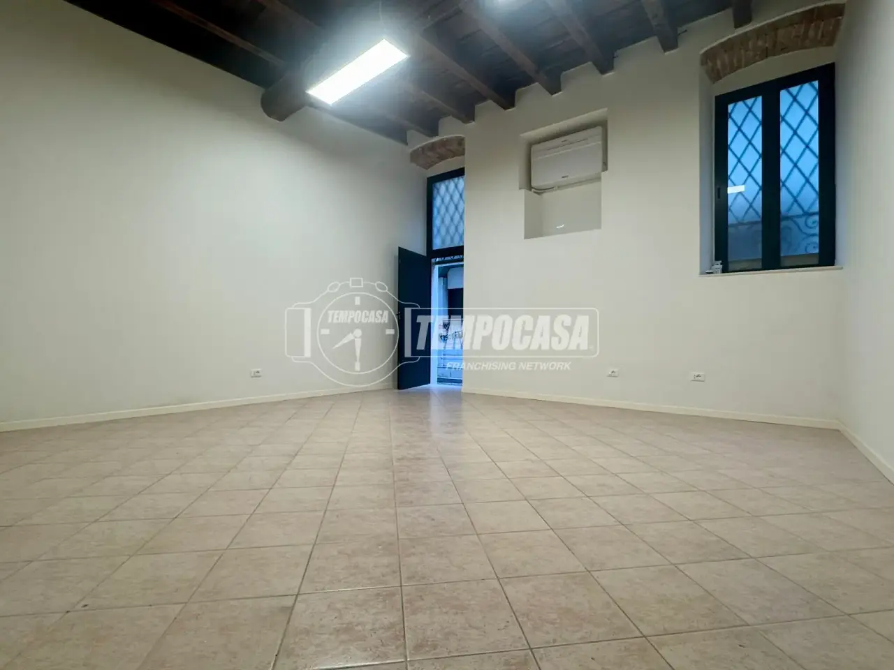 Magazzino in Vicolo del Carro 17, Brescia, {3} - Foto 1