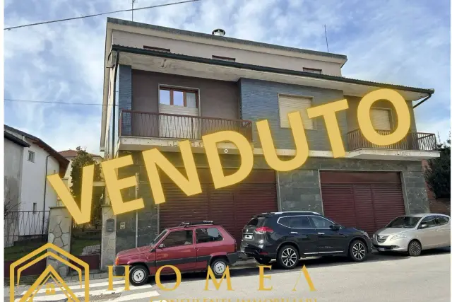 Vierzimmerwohnung in Piazza Burzio, 2, Cambiano - Foto 1