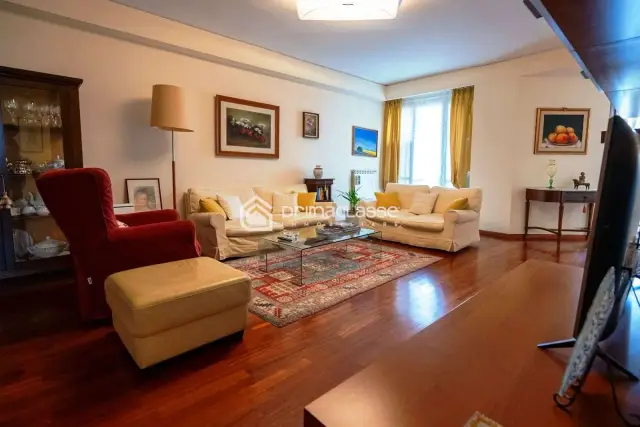 Apartament in {3}, - Photo 1