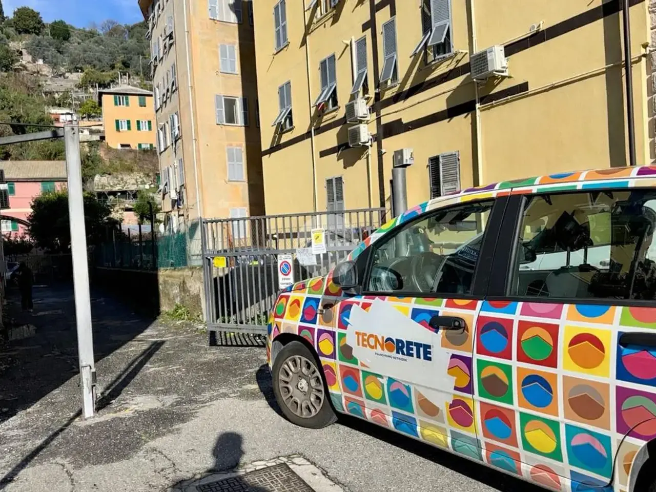 Magazzino in Via delle Gavette, Genova, {3} - Foto 1
