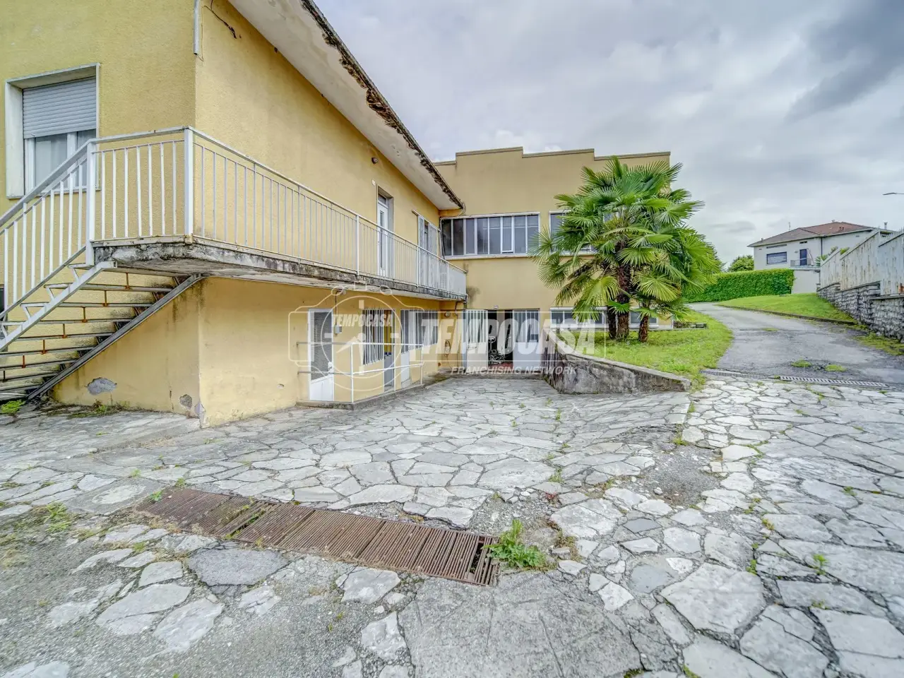 Capannone in Via Ponticello, Ternate, {3} - Foto 1
