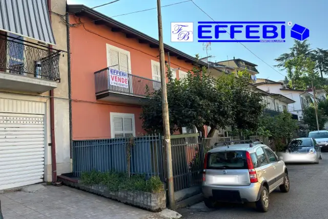 4-room flat in Via Sandro Pertini 24, Spezzano della Sila - Photo 1