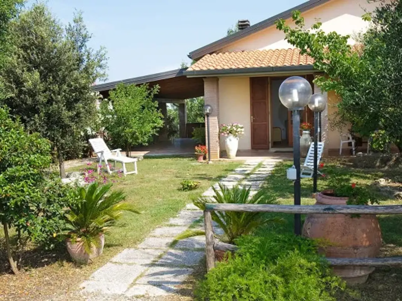 Hotel in Via Terra dei Ceci, Cecina, {3} - Foto 2