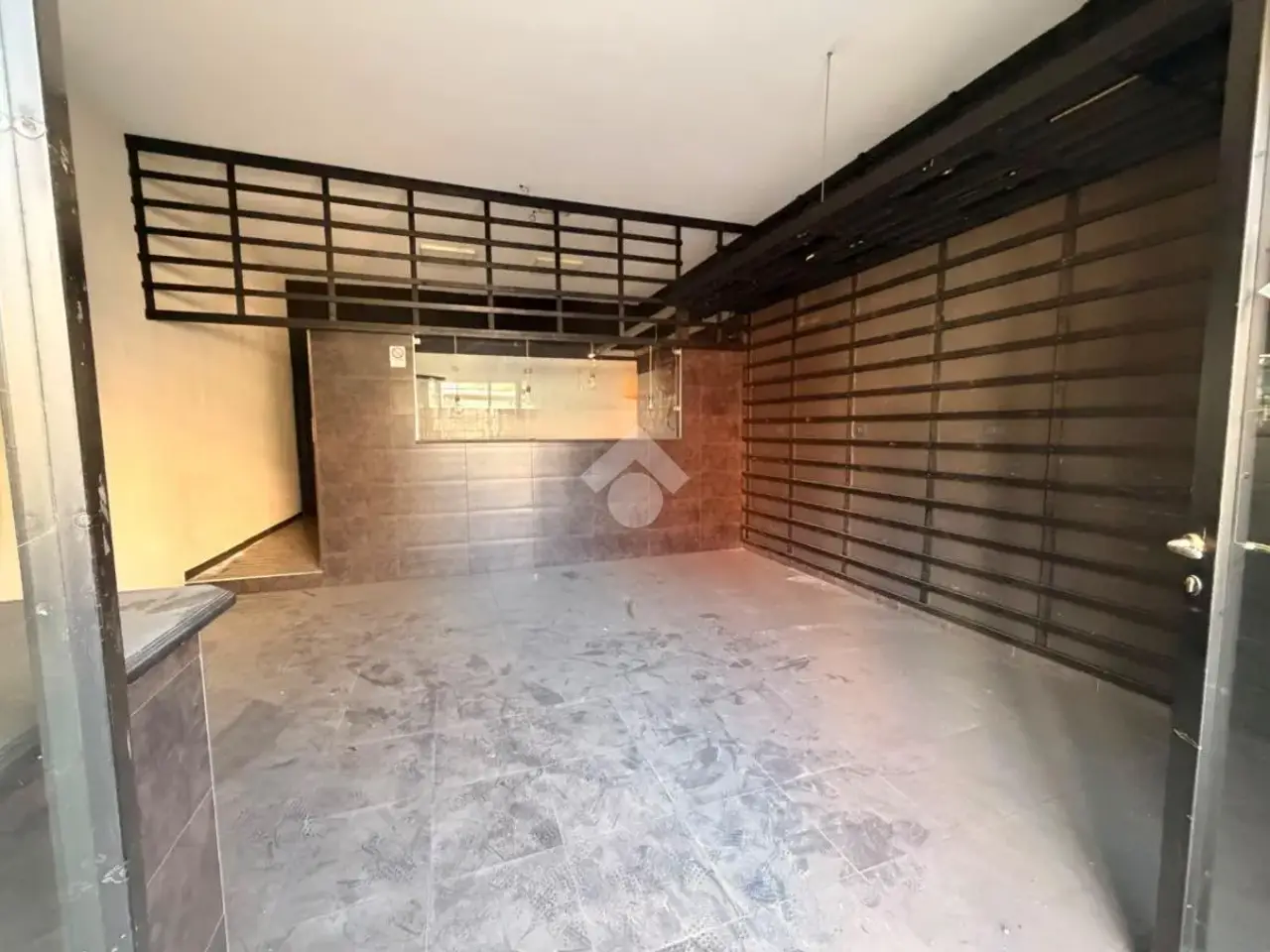 Negozio in Via Napoli 77, Mugnano Di Napoli, {3} - Foto 2