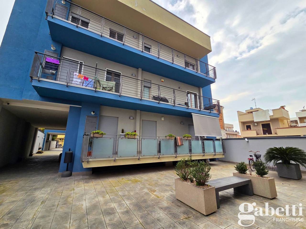 immagine annuncio 1 di 15